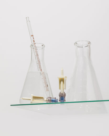 Universal Vial Spike with 0.2 µm Air Filter